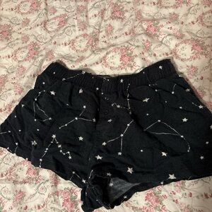 Colsie Gray Star Patterned Shorts